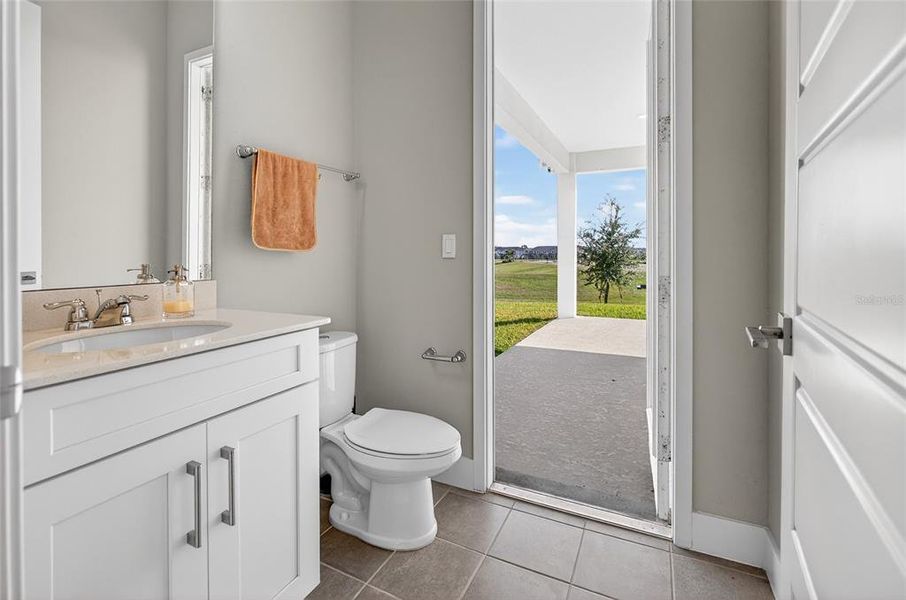 Furnished interior view inside a new home in , Winter Garden (Image 12).