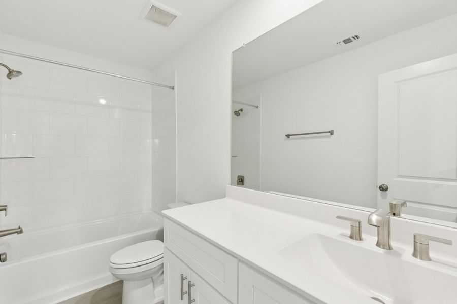 Furnished interior view inside a new home in Windcress, Baytown (Image 10).