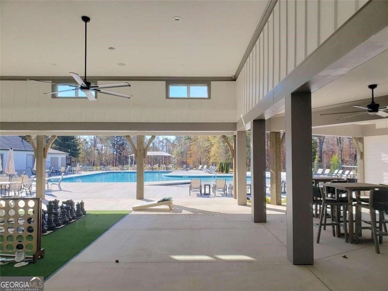 Community amenities in Twin Lakes, Hoschton (Image 19).