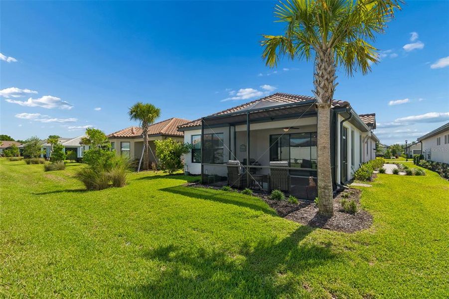 Exterior details and patio area of a home in , Wesley Chapel (Image 3).