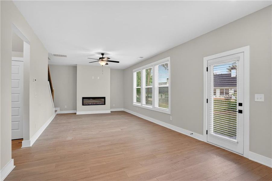 Spacious, unfurnished interior of a new home in , Villa Rica (Image 18). Spacious, unfurnished interior of a new home in , Villa Rica (Image 18).