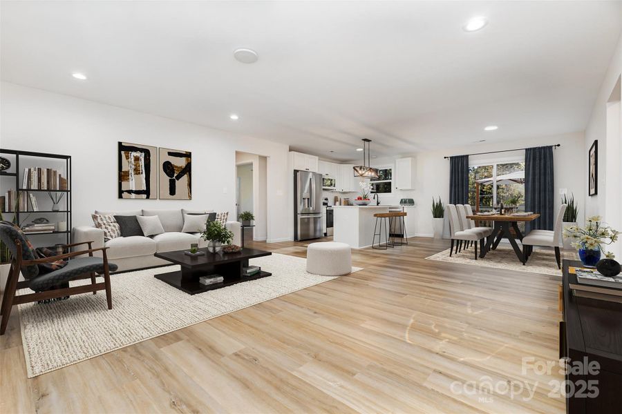 Lounge/Dining/Kitchen