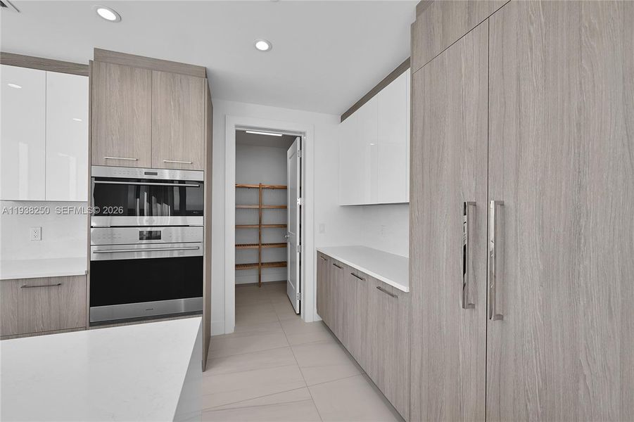 Furnished interior view inside a new home in , Fort Lauderdale (Image 47).