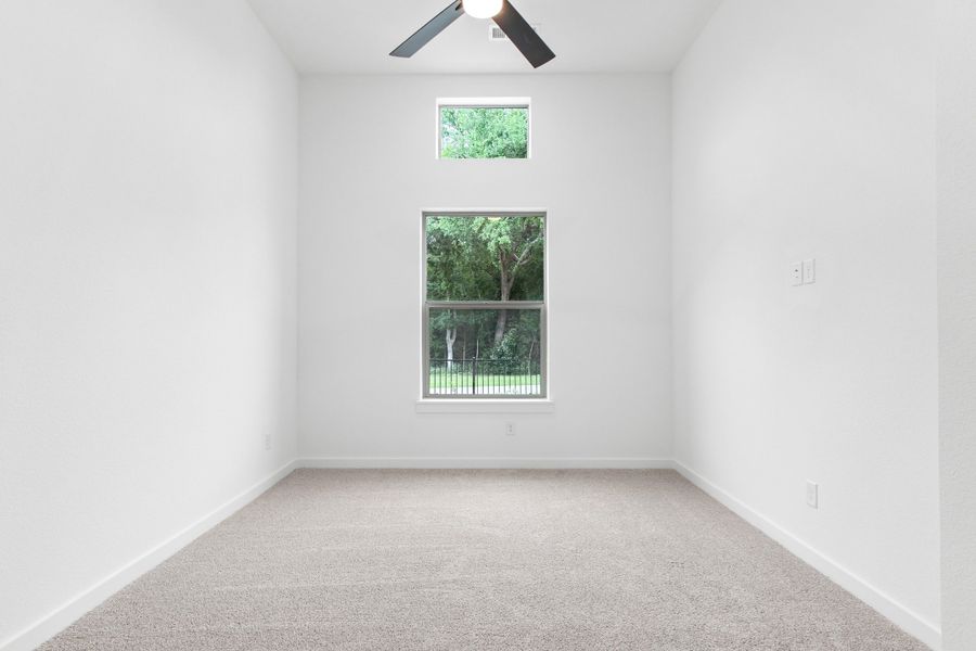 Spacious, unfurnished interior of a new home in Cottonwood Creek, Rowlett (Image 26). Spacious, unfurnished interior of a new home in Cottonwood Creek, Rowlett (Image 26).