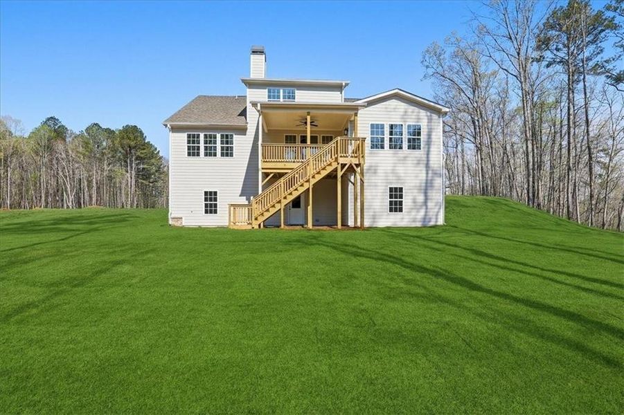 Exterior details and patio area of a home in Bradley Gin, Monroe (Image 35).