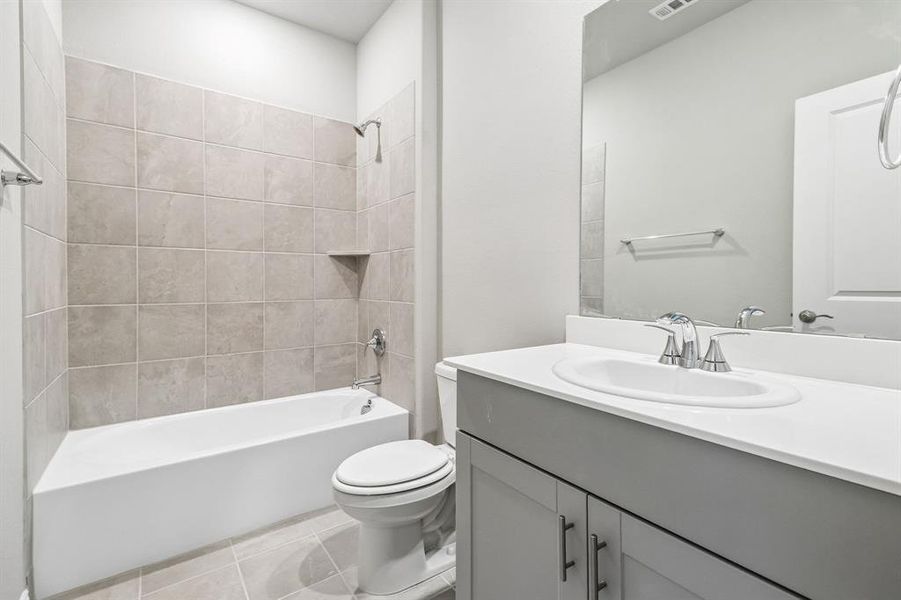 Photo is not of the actual home, but is an inspirational photo of builder’s model home and may depict options, furnishings, and/or decorator features that are not included.