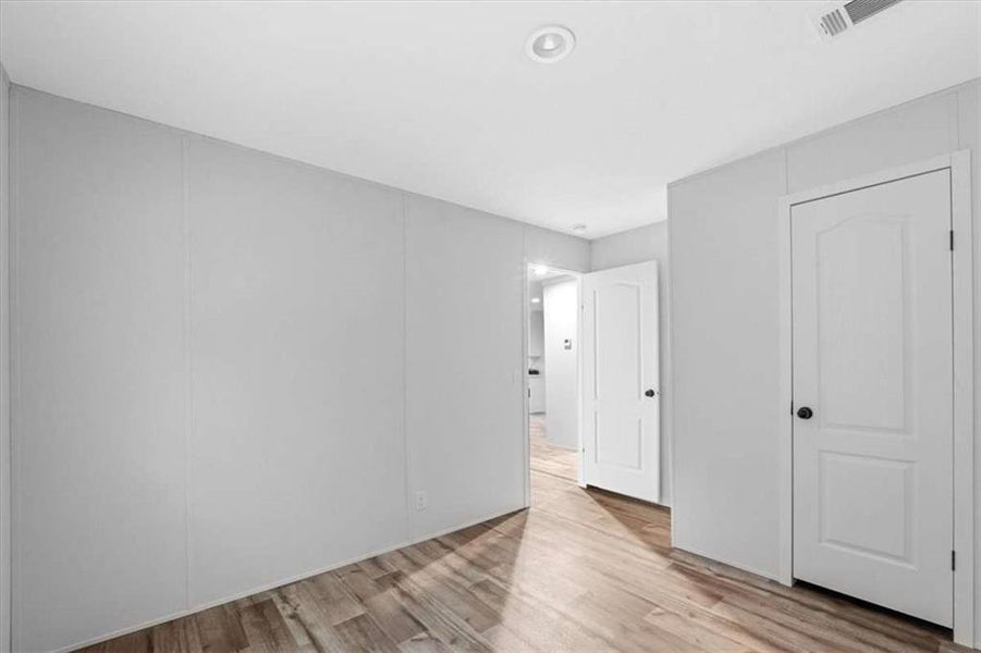 Spacious, unfurnished interior of a new home in , Eatonton (Image 19).