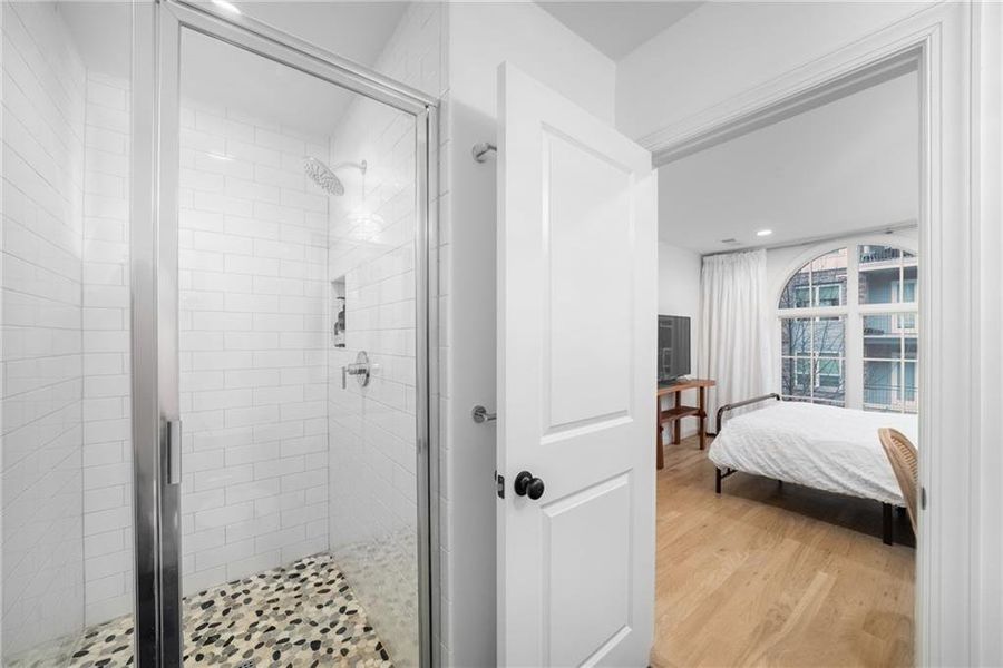 Furnished interior view inside a new home in , Atlanta (Image 34).