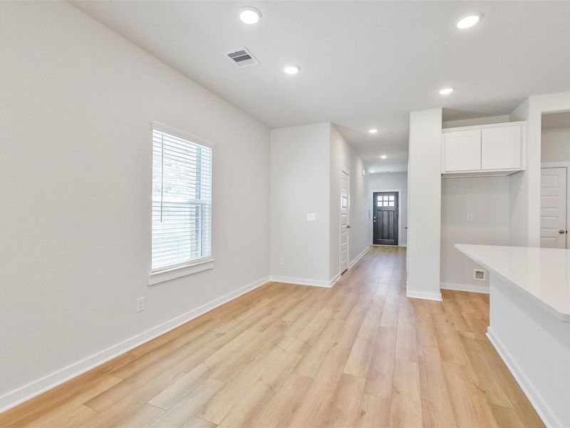 Spacious, unfurnished interior of a new home in Lakes at Black Oak, Magnolia (Image 20).