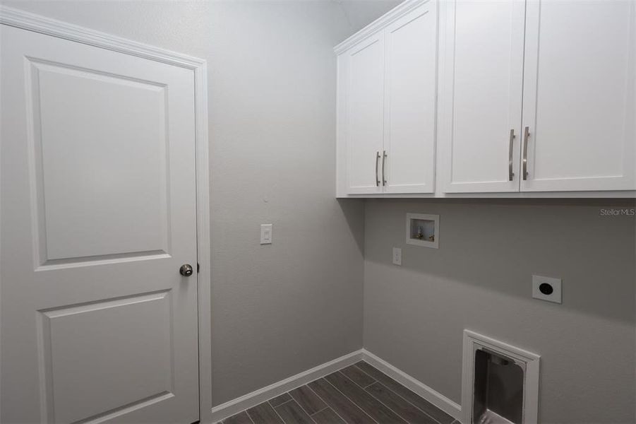 Spacious, unfurnished interior of a new home in Bay Lake Farms, St. Cloud (Image 14).