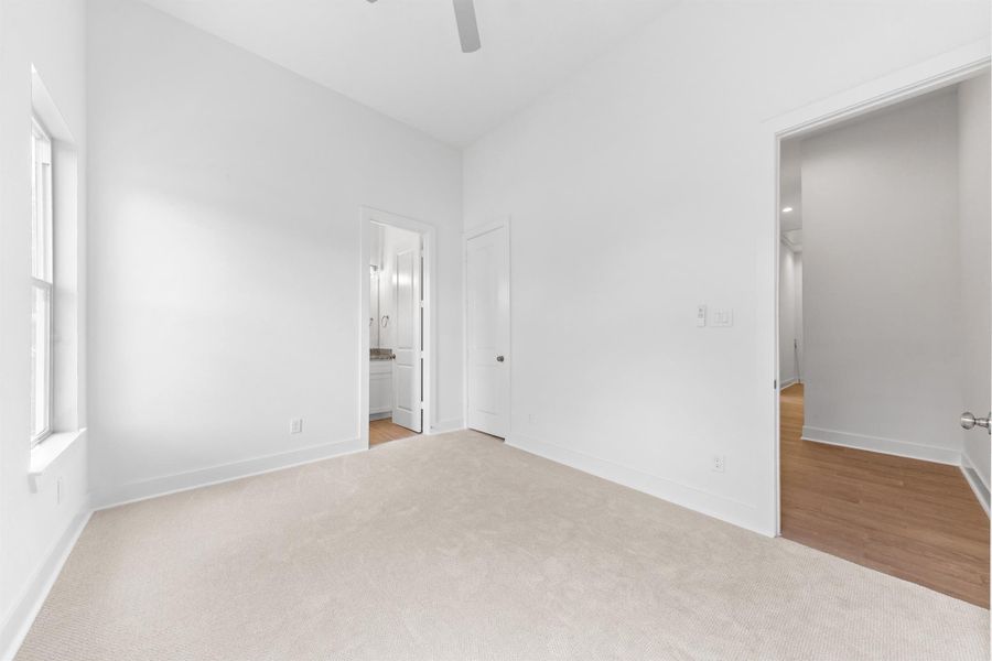 Spacious, unfurnished interior of a new home in , Houston (Image 23).