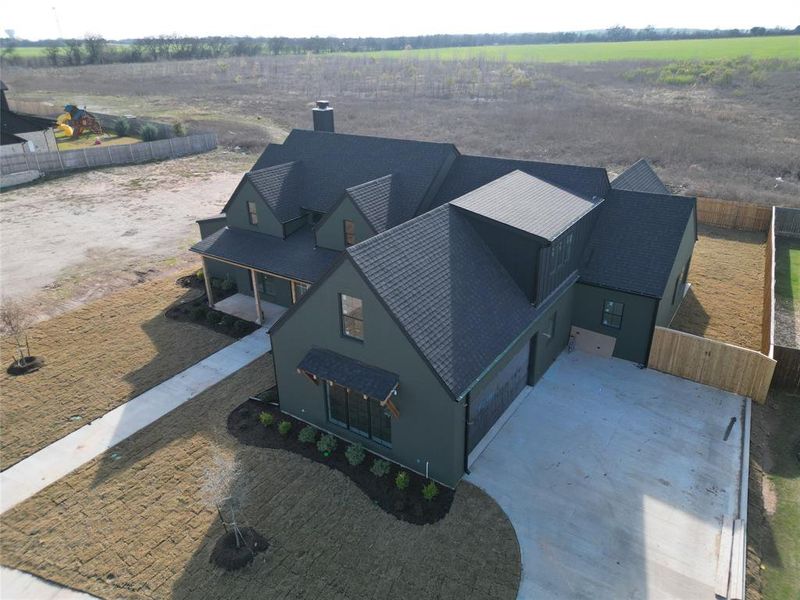 Image 3 of a home in .