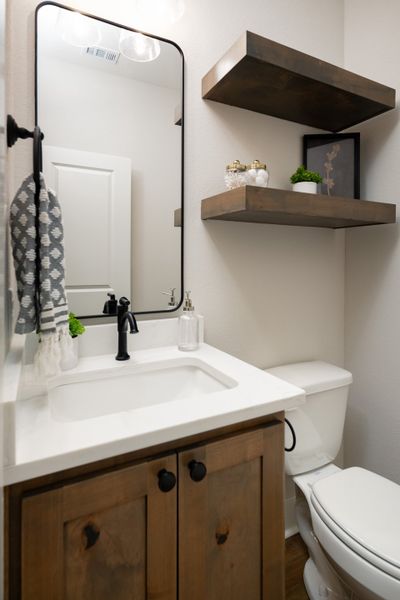 Furnished interior view inside a new home in Windmill Hill, Bryan (Image 15).