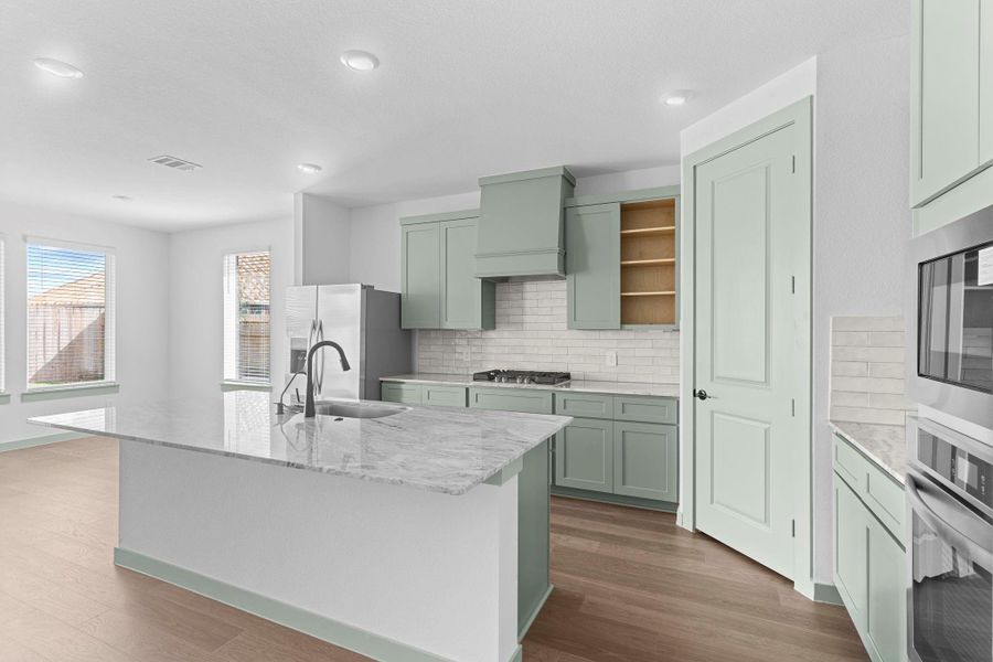 Furnished interior view inside a new home in Westland Ranch 50' Homesites, League City (Image 32).