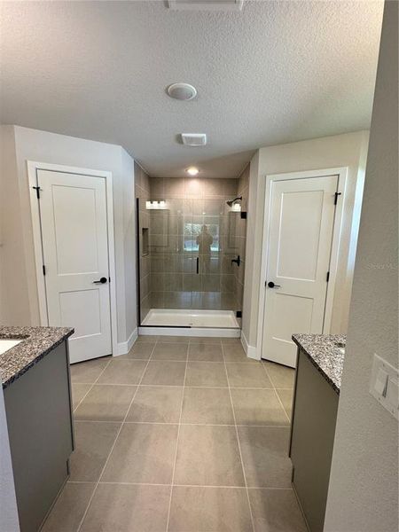 Image 12 of a home in North Port.