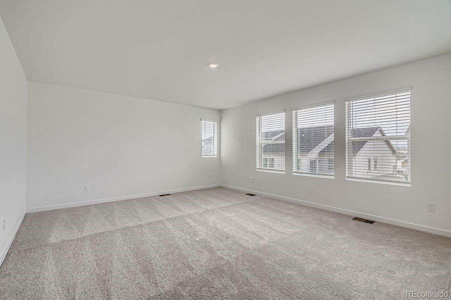 Spacious, unfurnished interior of a new home in , Thornton (Image 9).