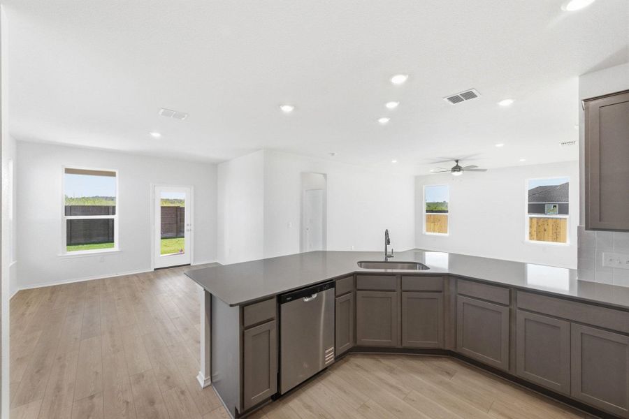 Furnished interior view inside a new home in Stoney Chase, Del Valle (Image 12).
