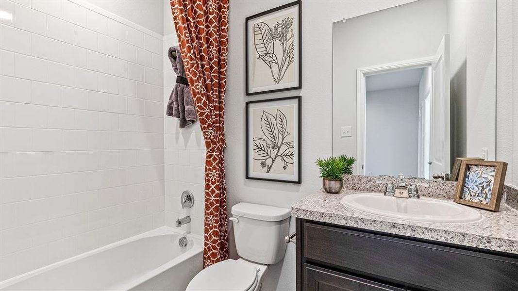 Furnished interior view inside a new home in Bella Vista, Granbury (Image 33).