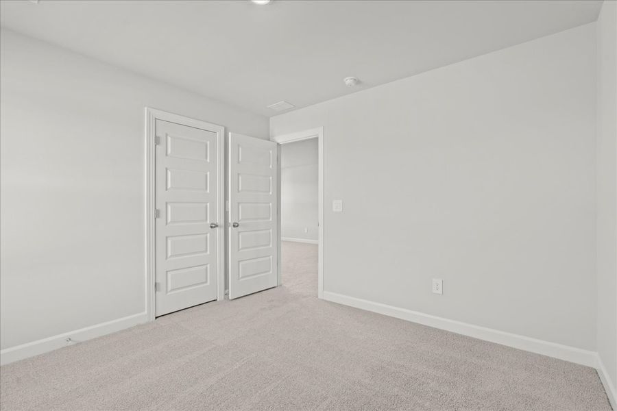 Spacious, unfurnished interior of a new home in Creek Ridge - Signature Collection, Spartanburg (Image 19). Spacious, unfurnished interior of a new home in Creek Ridge - Signature Collection, Spartanburg (Image 19).