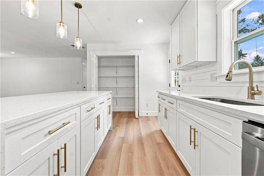 Furnished interior view inside a new home in , Acworth (Image 9).