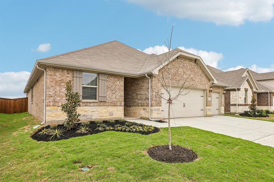 Front exterior of a new home in Lakehaven - Premier Series, Farmersville, TX, highlighting curb appeal (Image 20).