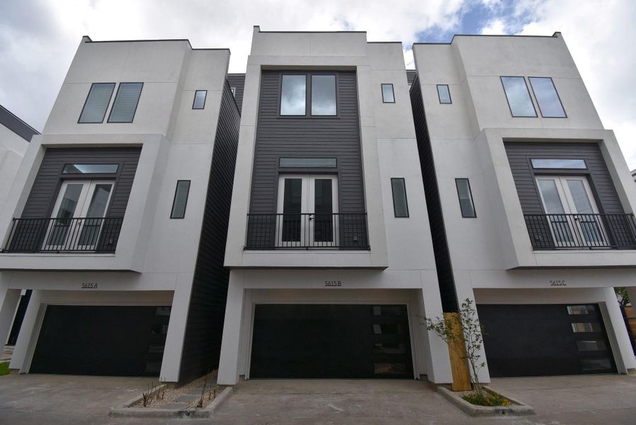 Front exterior of a new home in , Houston, TX, highlighting curb appeal (Image 1). Front exterior of a new home in , Houston, TX, highlighting curb appeal (Image 1).