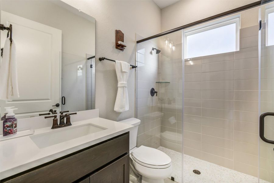 Furnished interior view inside a new home in Chambers Creek, Willis (Image 29).