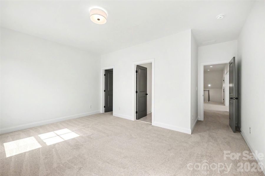 Spacious, unfurnished interior of a new home in , Mint Hill (Image 29).