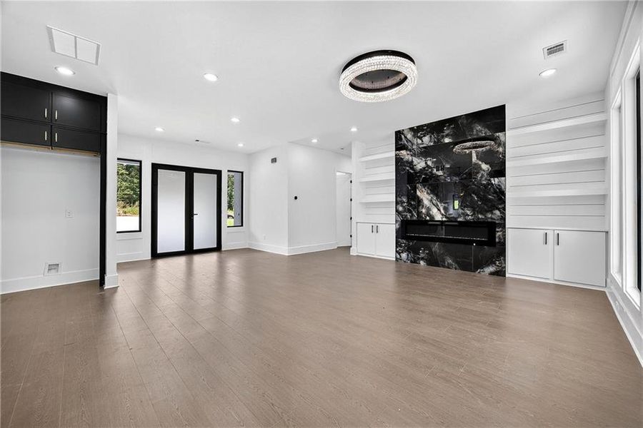 Spacious, unfurnished interior of a new home in , Auburn (Image 30).