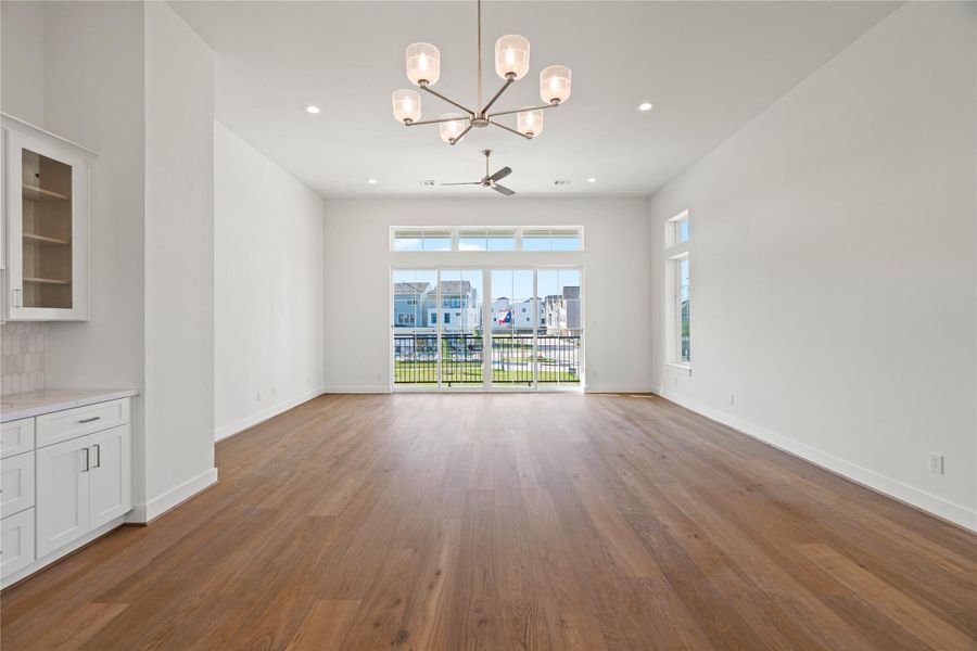 Spacious, unfurnished interior of a new home in , Houston (Image 12).