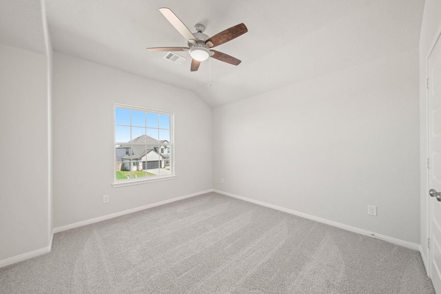 Spacious, unfurnished interior of a new home in Bluestem, Brookshire (Image 11).