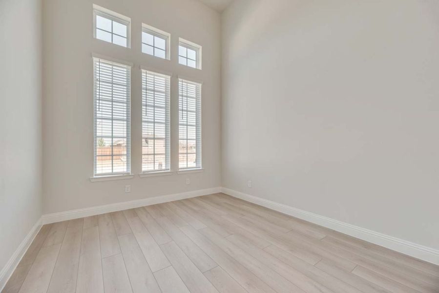 Representative unfurnished interior of a home built from the Fairhaven by Pacesetter Homes in River Ranch, Van Alstyne (Image 15). Representative unfurnished interior of a home built from the Fairhaven by Pacesetter Homes in River Ranch, Van Alstyne (Image 15).