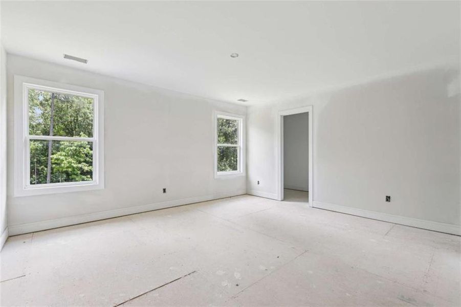 Spacious, unfurnished interior of a new home in Whitestone, Douglasville (Image 44).