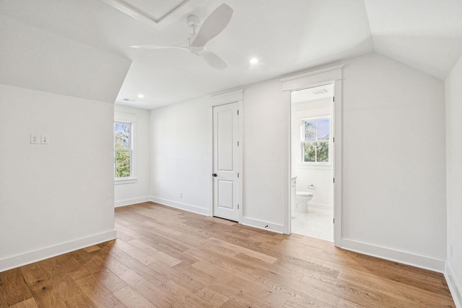 Spacious, unfurnished interior of a new home in , Johns Island (Image 58).