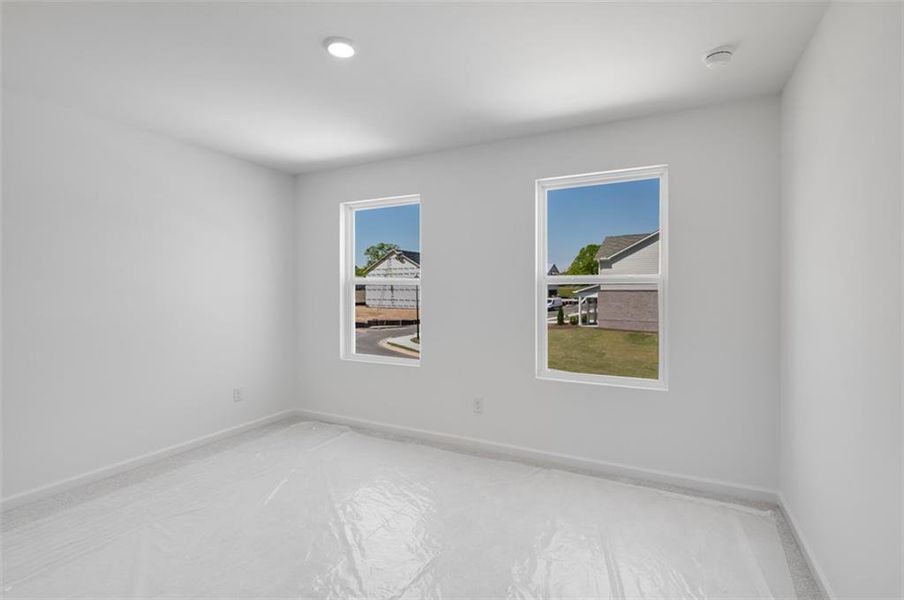 Spacious, unfurnished interior of a new home in Windance Lake, Loganville (Image 23).