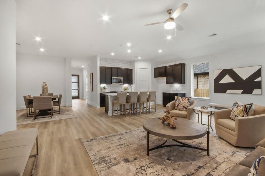 Furnished interior view inside a new home in Hills of Westlake, Conroe (Image 9). Furnished interior view inside a new home in Hills of Westlake, Conroe (Image 9).