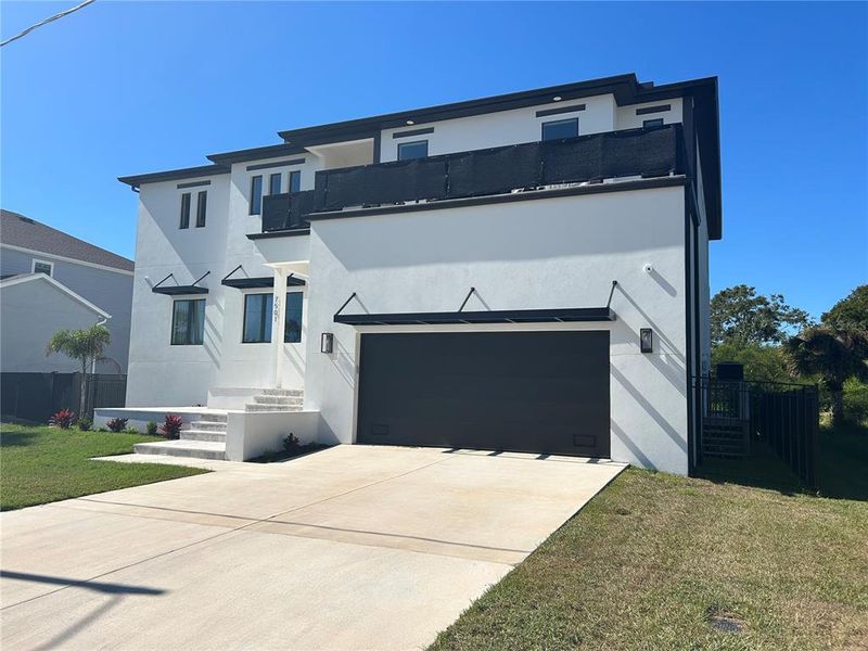 Image 52 of a home in .