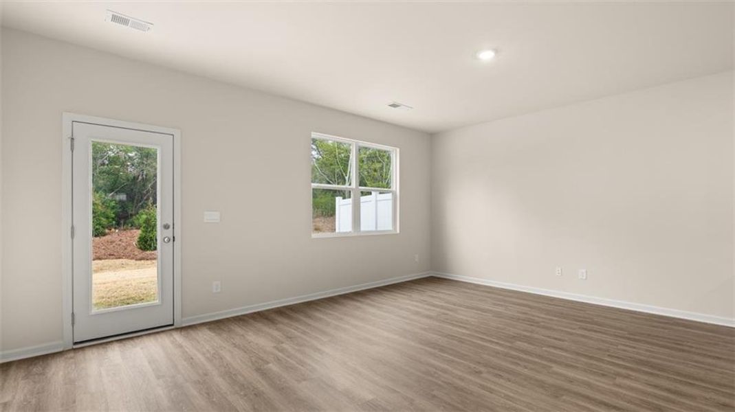 Spacious, unfurnished interior of a new home in Young's Crossing, Stone Mountain (Image 17).