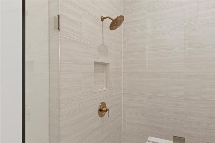 Close-up of interior finishes inside a home in Woodford, Acworth (Image 18).