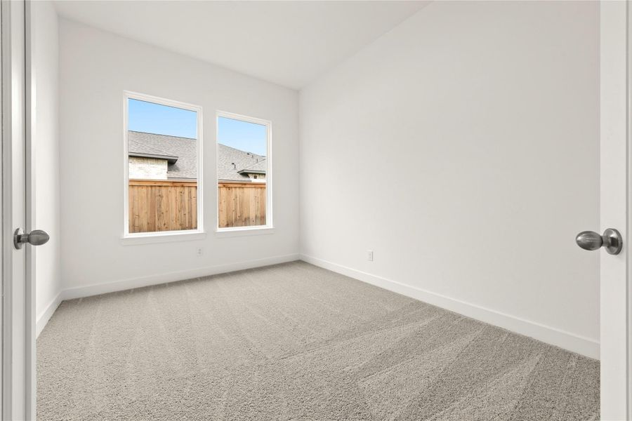 Spacious, unfurnished interior of a new home in Kresston - 65', Montgomery (Image 18).