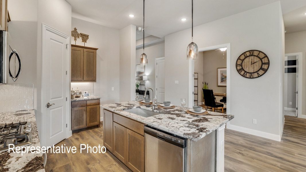 Furnished interior view inside a new home in Hulen Trails, Fort Worth (Image 5).