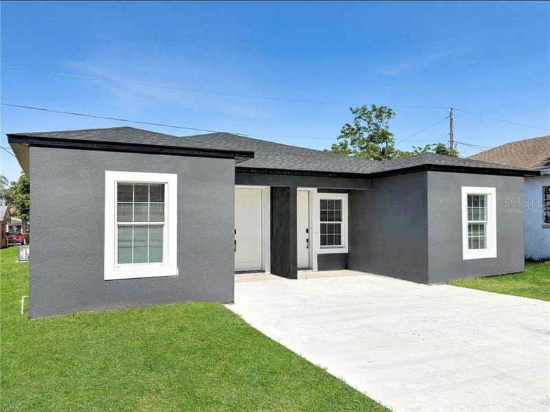 Image 21 of a home in .