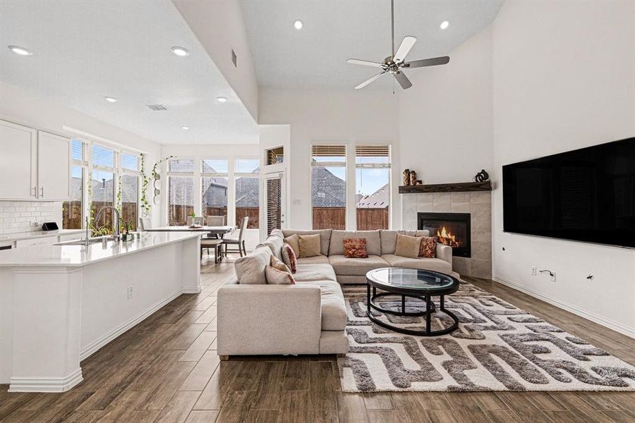 Furnished interior view inside a new home in Wildflower Ranch, Fort Worth (Image 30).