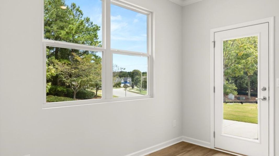 Spacious, unfurnished interior of a new home in Fairway 17 at Mirror Lake, Villa Rica (Image 20).