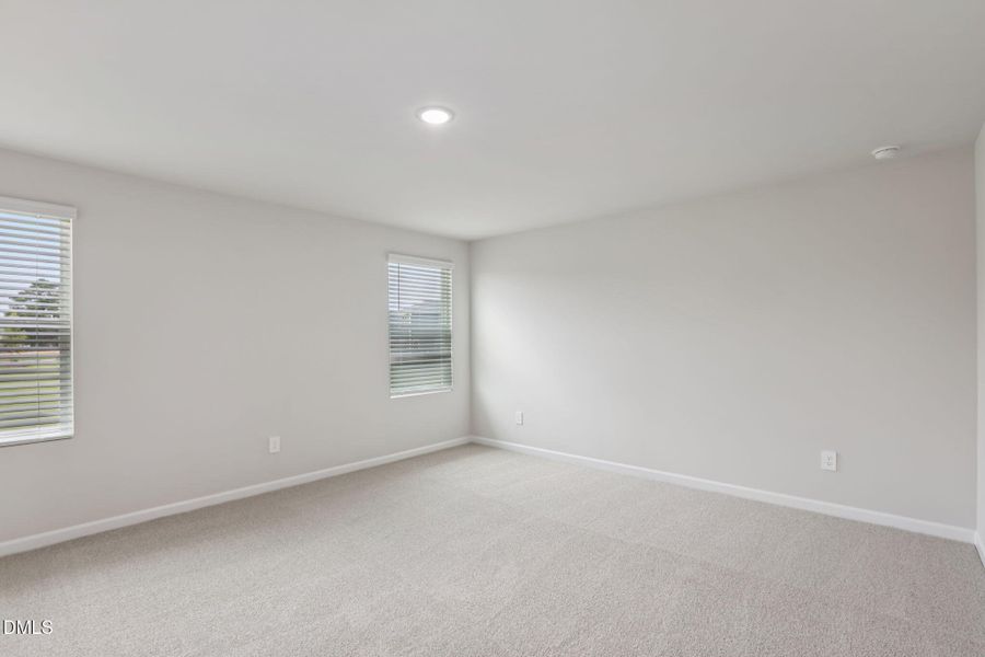 24-web-or-mls-Raleigh- River Glen- 693 W