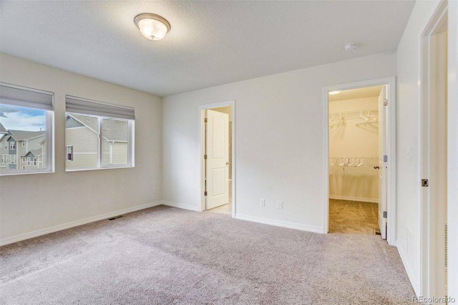 Spacious, unfurnished interior of a new home in , Colorado Springs (Image 16).