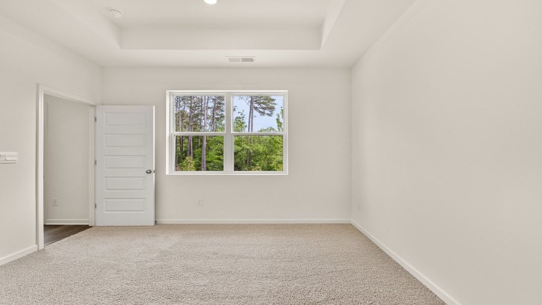 Representative unfurnished interior of a home built from the Macon by D.R. Horton in Poplar Preserve, Newnan (Image 12).