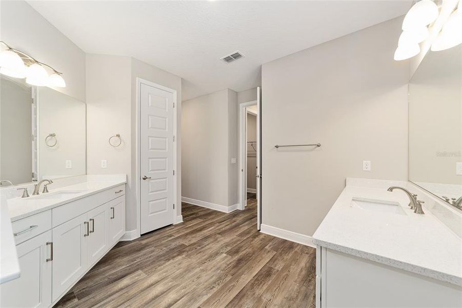 Furnished interior view inside a new home in , Ocala (Image 11).