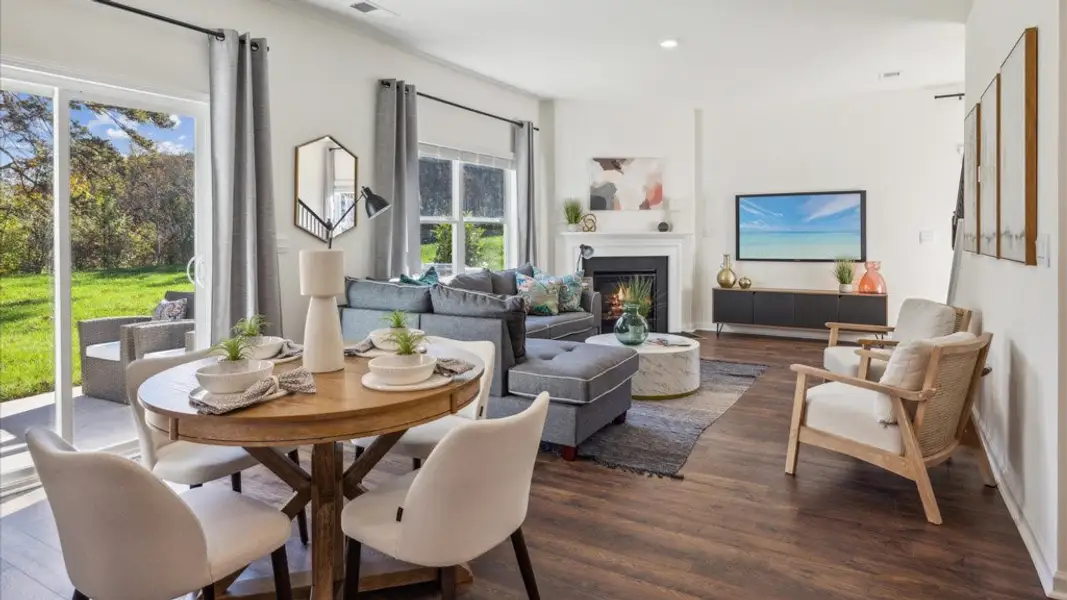 Representative furnished interior of a home built from the Penwell by D.R. Horton in Beechwood Meadows, Johnson City (Image 9).