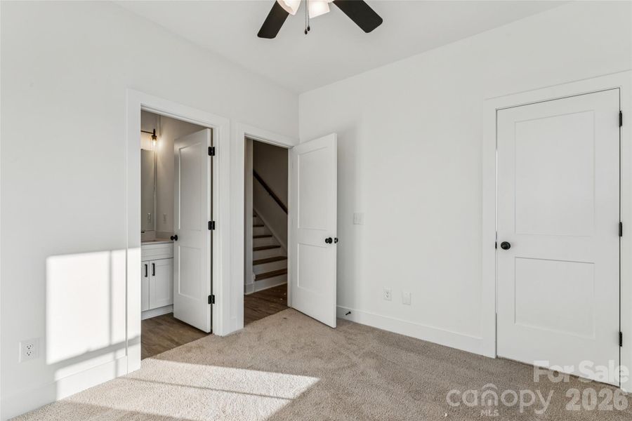Spacious, unfurnished interior of a new home in , Charlotte (Image 17).